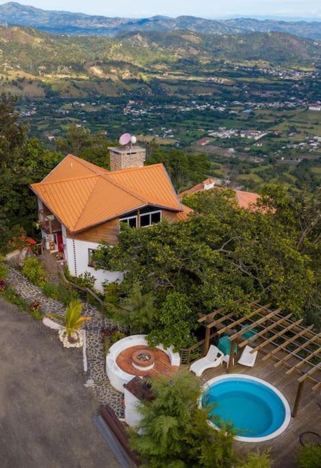 Вилла Mansion Dubai-Mountain-Jacuzzi-4Br-Jamaca De Dios Харабакоа Экстерьер фото